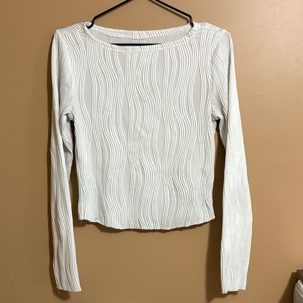 Cute White Textured Stretchy Long Sleeve Top